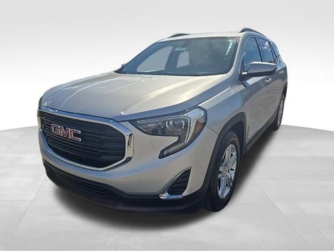 Used 2019 GMC Terrain SLE w/ Driver Convenience Package image 9