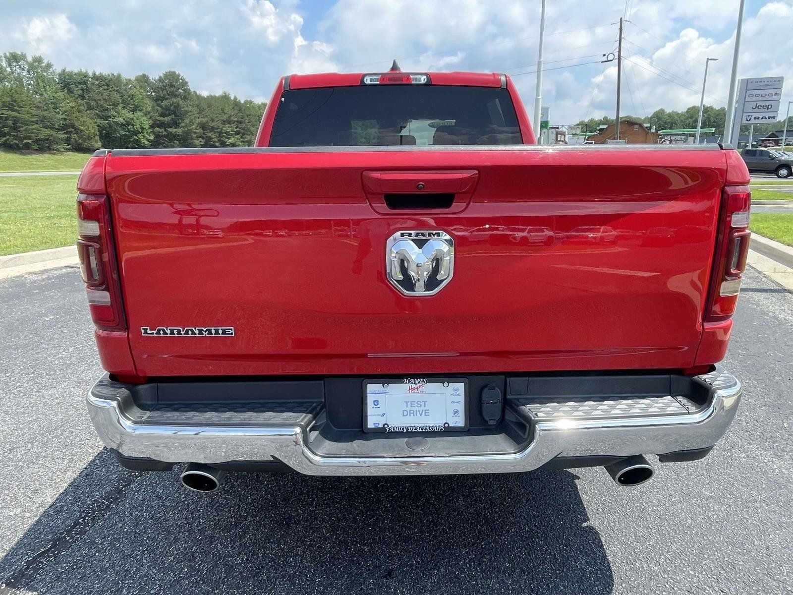 Used 2024 RAM 1500 Laramie RWD image 19