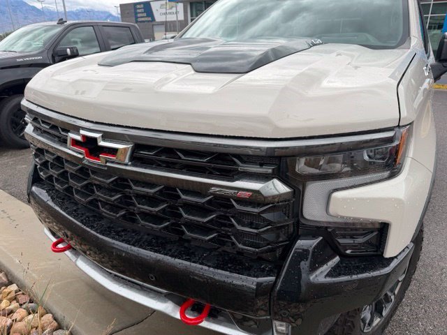 Used 2026 Chevrolet Silverado 1500 ZR2 AWD/4WD image 9
