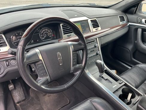 Used 2009 Lincoln MKS AWD image 10