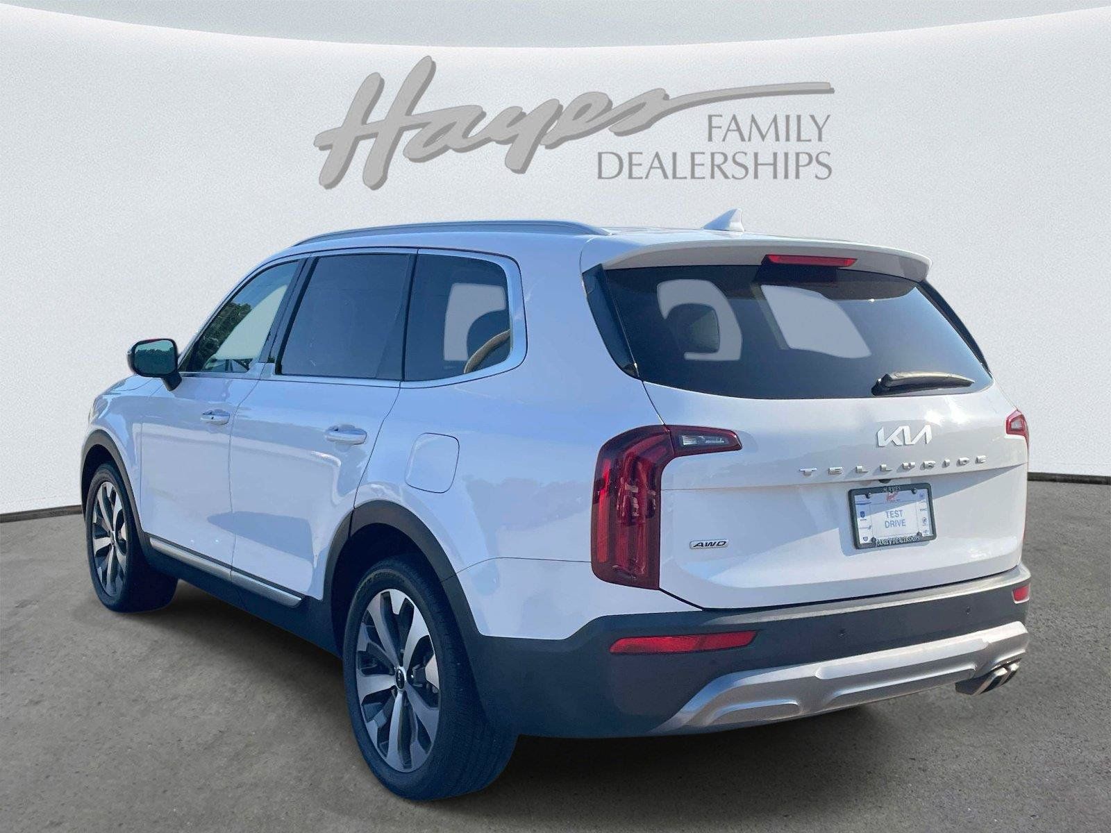 Used 2022 Kia Telluride S AWD/4WD image 5