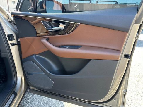 Used 2017 Audi Q7 3.0T Prestige image 19