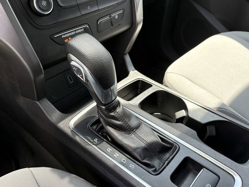 Used 2019 Ford Escape S FWD image 10