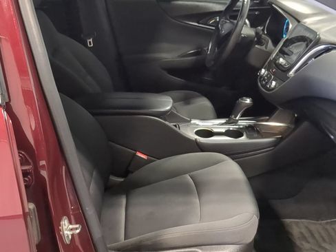 Used 2016 Chevrolet Malibu LT FWD image 27