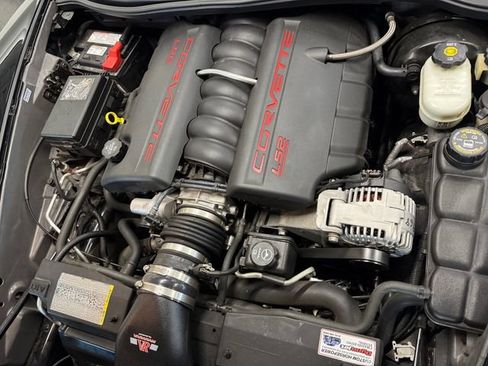 Used 2006 Chevrolet Corvette Convertible w/ Preferred Equipment Group RWD image 7