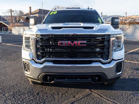 Used 2020 GMC Sierra 3500 4x4 Crew Cab w/ Gooseneck/5TH Wheel Package image 4