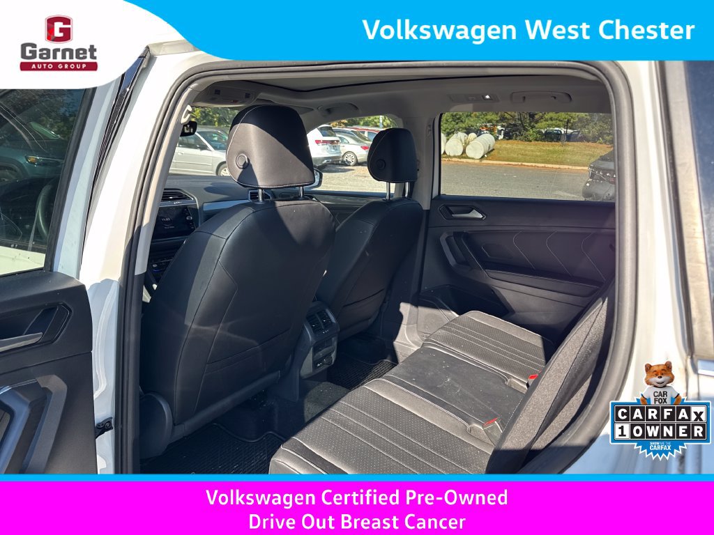 Used 2022 Volkswagen Tiguan SE w/ Panoramic Sunroof Package AWD/4WD image 13