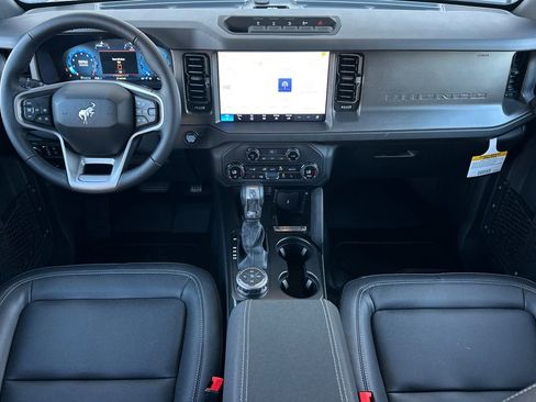 New 2025 Ford Bronco Big Bend w/ Black Diamond Package image 12