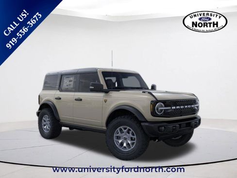 New 2025 Ford Bronco Badlands AWD/4WD image 7