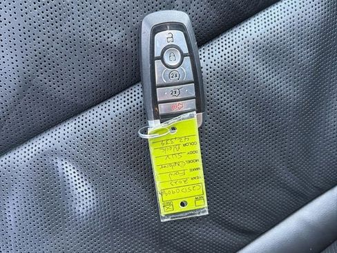 Used 2023 Ford Explorer Platinum w/ Technology Package image 50