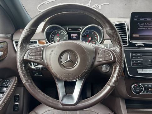 Used 2019 Mercedes-Benz GLS 450 4MATIC image 27