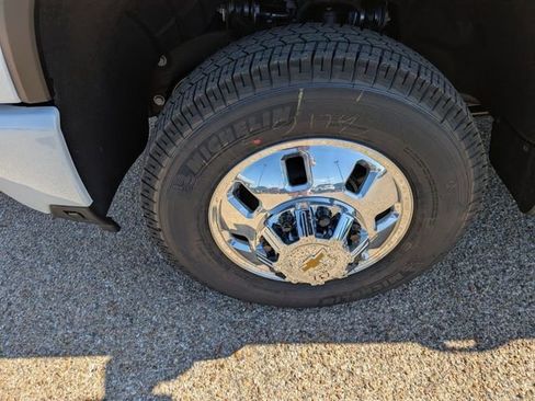 New 2026 Chevrolet Silverado 3500 High Country w/ High Country Premium Package image 48