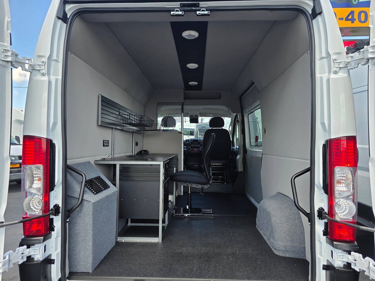 Used 2021 RAM ProMaster 1500 FWD image 12