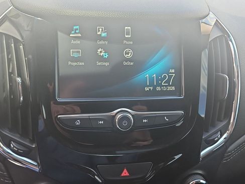 Used 2017 Chevrolet Cruze Premier FWD image 15