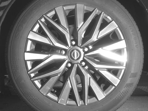 Used 2025 Nissan Altima 2.5 SV FWD image 14