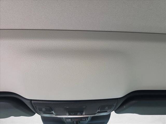 Used 2018 Mercedes-Benz C 300 4MATIC Cabriolet image 14