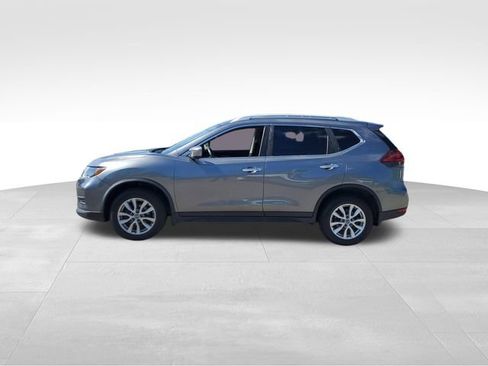 Used 2018 Nissan Rogue SV AWD/4WD image 7