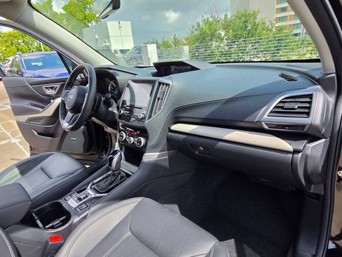 Certified 2023 Subaru Forester Limited AWD/4WD image 26