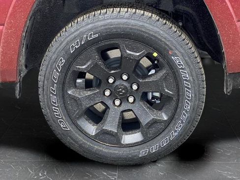 New 2026 RAM 1500 4x4 Crew Cab image 42