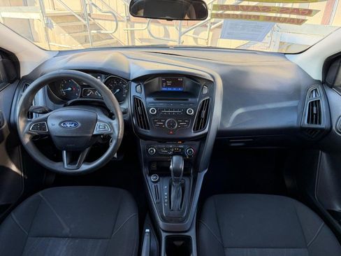 Used 2015 Ford Focus S image 22