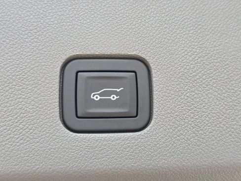 New 2025 Cadillac XT6 Premium Luxury w/ LPO, Floor Liner Package image 7