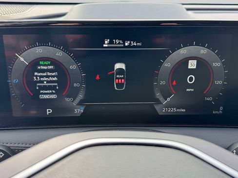 Used 2024 Nissan Ariya AWD image 25