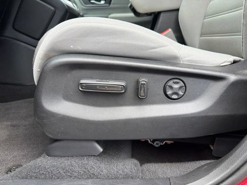 Used 2022 Honda CR-V EX image 12