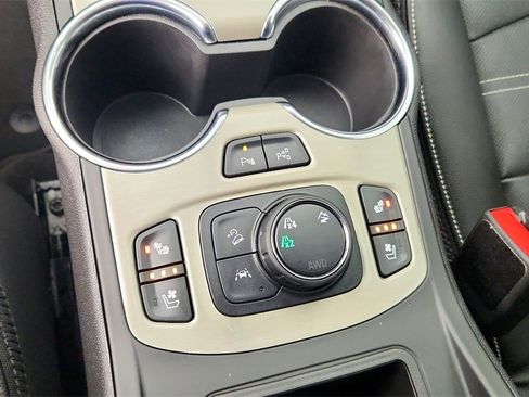 Certified 2023 GMC Terrain Denali w/ Black Diamond Edition image 26