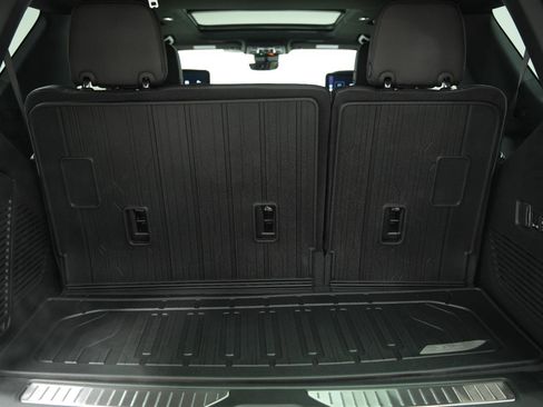 New 2026 GMC Yukon Denali w/ Denali Reserve Package AWD/4WD image 15