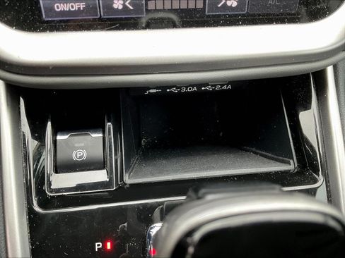 Used 2023 Subaru Outback Premium w/ Popular Package #1 AWD/4WD image 16