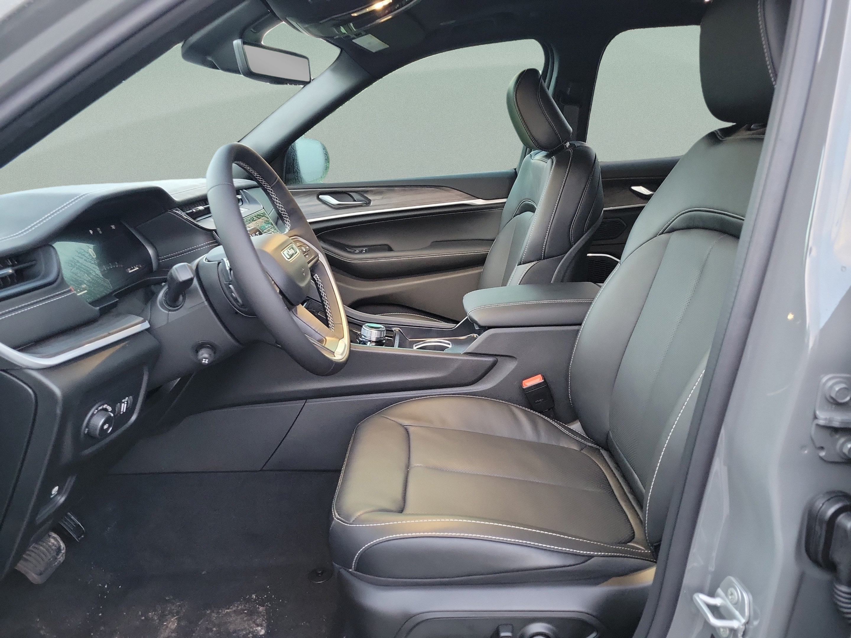New 2027 Jeep Grand Cherokee Limited AWD/4WD image 15
