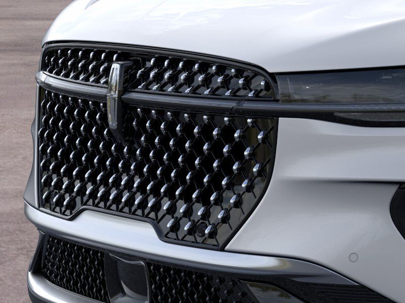 New 2026 Lincoln Nautilus Premier AWD/4WD image 17