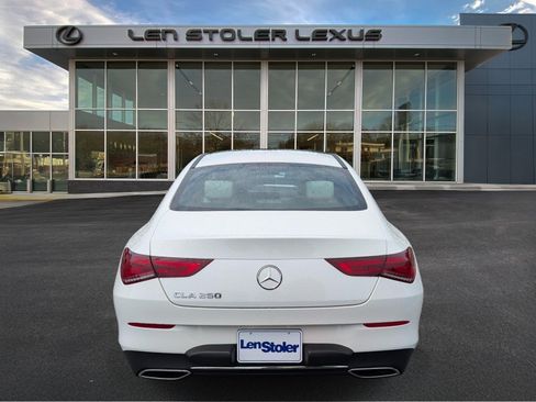 Used 2022 Mercedes-Benz CLA 250 image 4