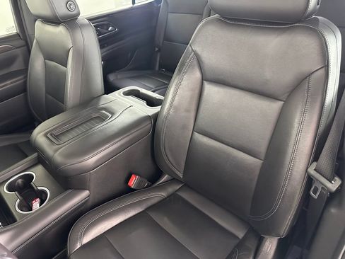 Used 2021 Chevrolet Tahoe LT w/ LT Signature Package AWD/4WD image 25