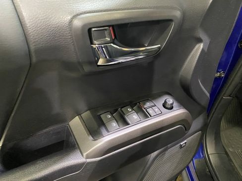 Certified 2023 Toyota Tacoma Limited w/ Black Out Package (TMS) image 13