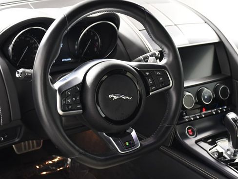 Used 2020 Jaguar F-TYPE R AWD/4WD image 13