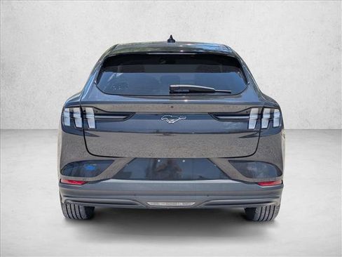 Used 2022 Ford Mustang Mach-E Select w/ Comfort/Technology Package AWD/4WD image 4