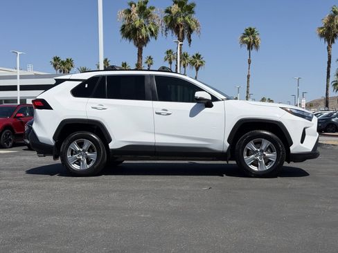 Used 2024 Toyota RAV4 XLE w/ Convenience Package FWD image 2