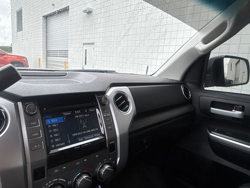 Used 2016 Toyota Tundra SR5 RWD image 13