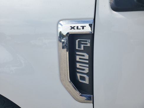 Used 2019 Ford F250 XLT image 12