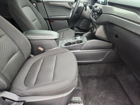 Certified 2025 Ford Escape Active AWD/4WD image 11