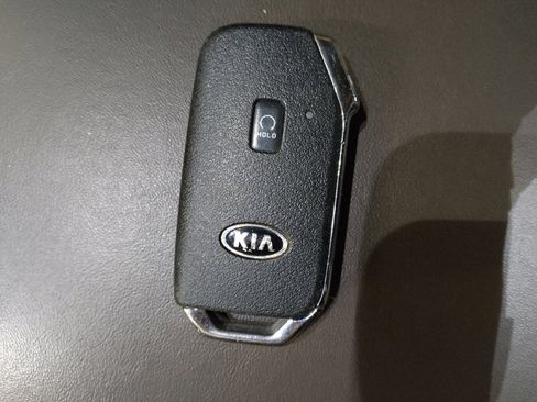 Used 2021 Kia Telluride SX FWD image 32