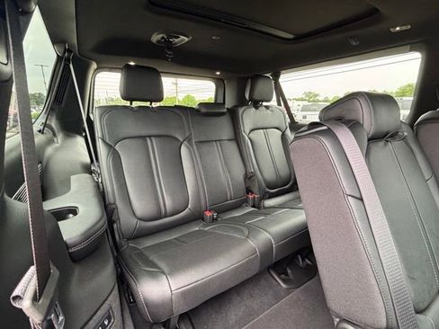 New 2026 Jeep Grand Wagoneer L Summit AWD/4WD image 11