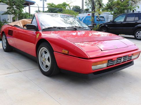 Used 1989 Ferrari Mondial T Cabriolet image 4