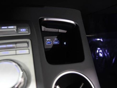 Certified 2023 Genesis GV70 3.5T Sport w/ Sport Prestige Package AWD/4WD image 17