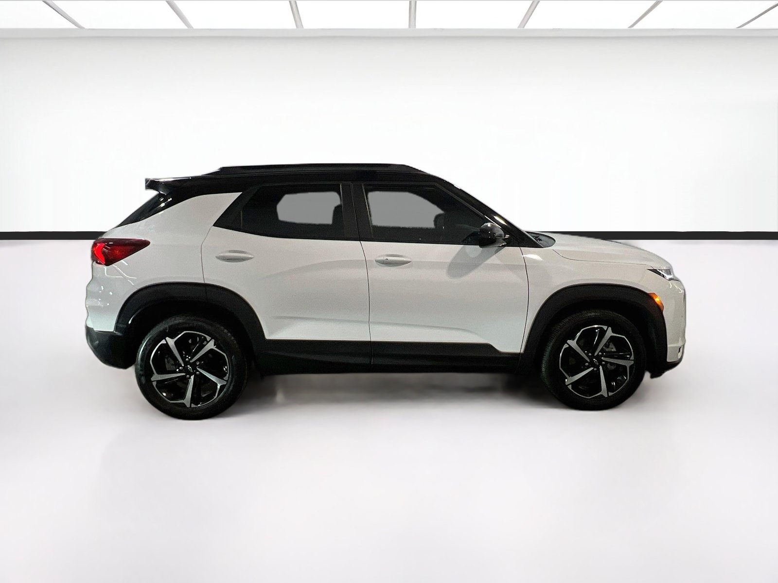 Used 2022 Chevrolet TrailBlazer RS FWD image 22