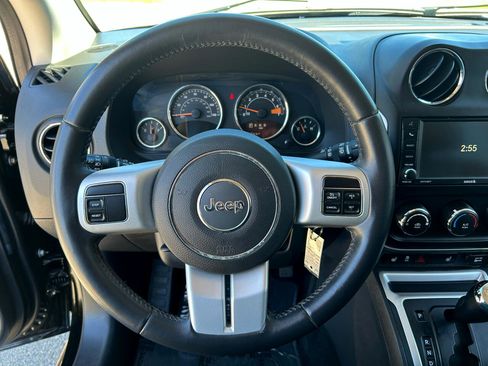 Used 2017 Jeep Compass High Altitude image 16