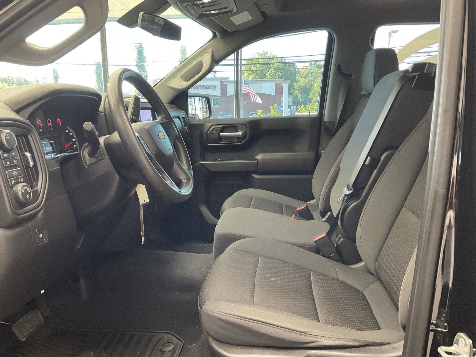 Used 2021 Chevrolet Silverado 1500 Custom AWD/4WD image 11