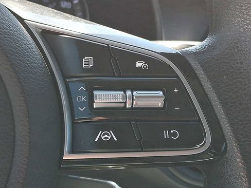 Used 2023 Kia Forte LXS FWD image 21