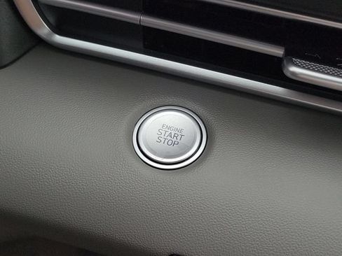 New 2026 Hyundai Elantra Hybrid FWD image 10